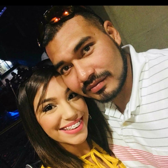 Meet your Posher, Yabel - Picture 1 of 1